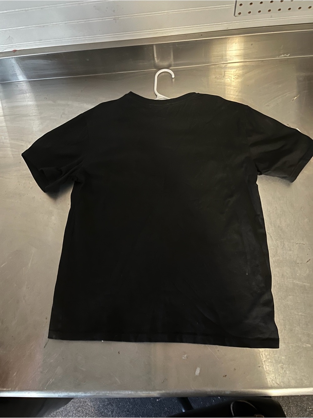 CHANEL unisex Black Logo Patch Crew T-Shirt - Picture 4 of 4